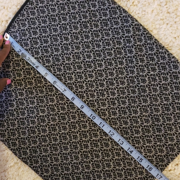 Ann Taylor Loft grey and black mini skirt - Picture 7 of 7